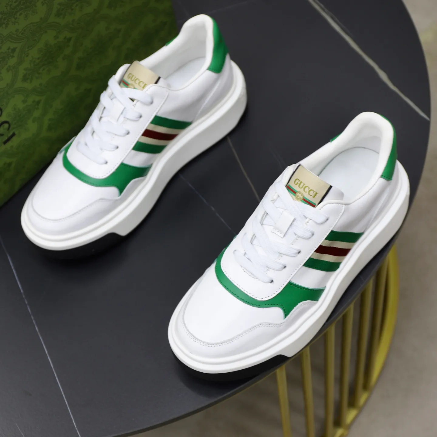 Ex-factory price: 462💰🙅‍♂️🙅‍♂️🙅‍♂️ Brand: GUCCI Standard code: 38-44 (45 customized) Grade: Same as the official website Material: Original cowhide material stitching Comfortable sheepskin lining Lightweight and wear-resistant sports outsole Style category: Men's fashionable casual shoes Running sneakers Distinguished luxury brand elements Top luxury Color: actual picture color
